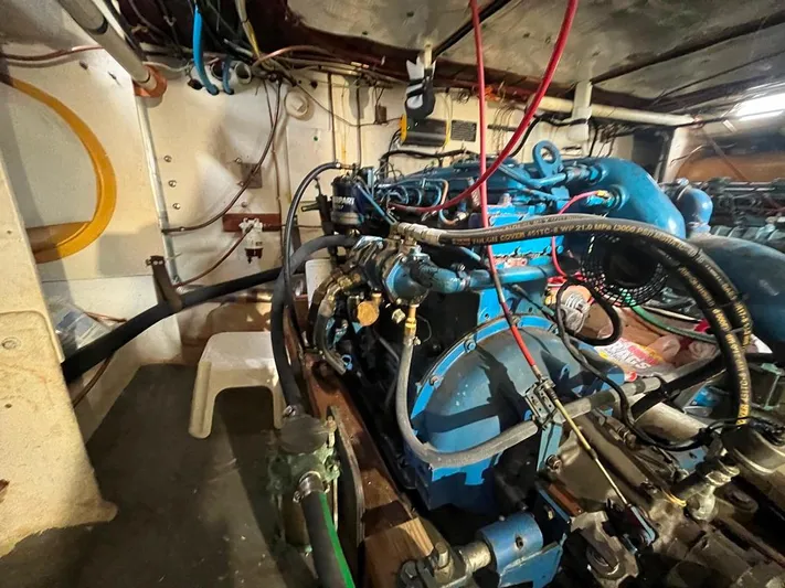 Resolute Yacht Photos Pics 