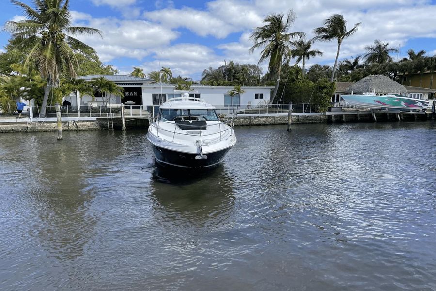 2012 Sea Ray 410 Sundancer