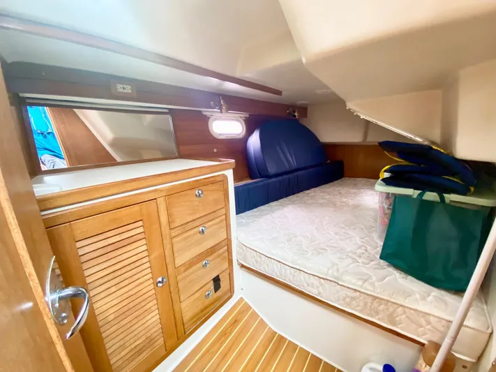 Licentia Yacht Photos Pics 2008 Catalina 42 MKII - Licentia