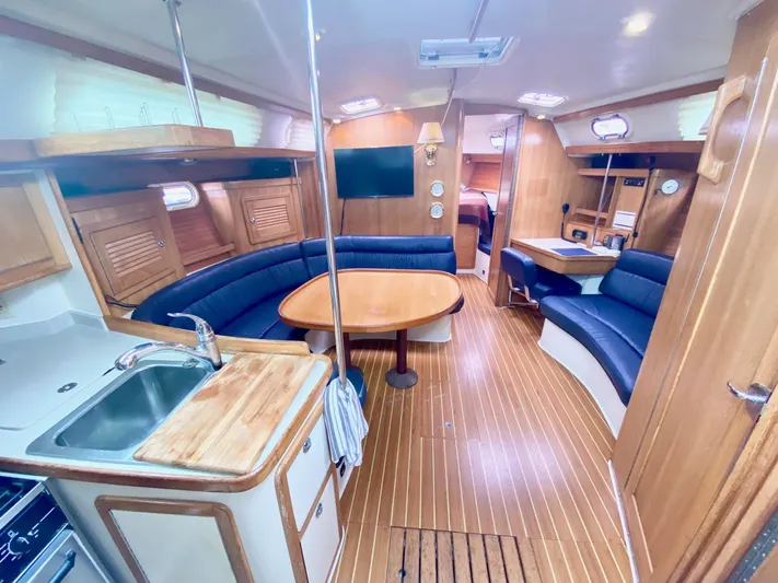 Licentia Yacht Photos Pics 2008 Catalina 42 MKII - Licentia