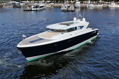Delta Powerboats 54 Carbon IPS