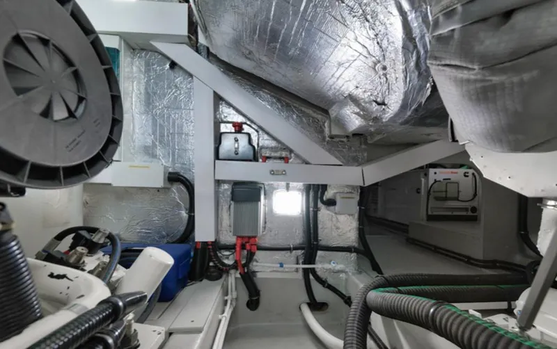 57 Sunseeker Predator No Pods Yacht Photos Pics 