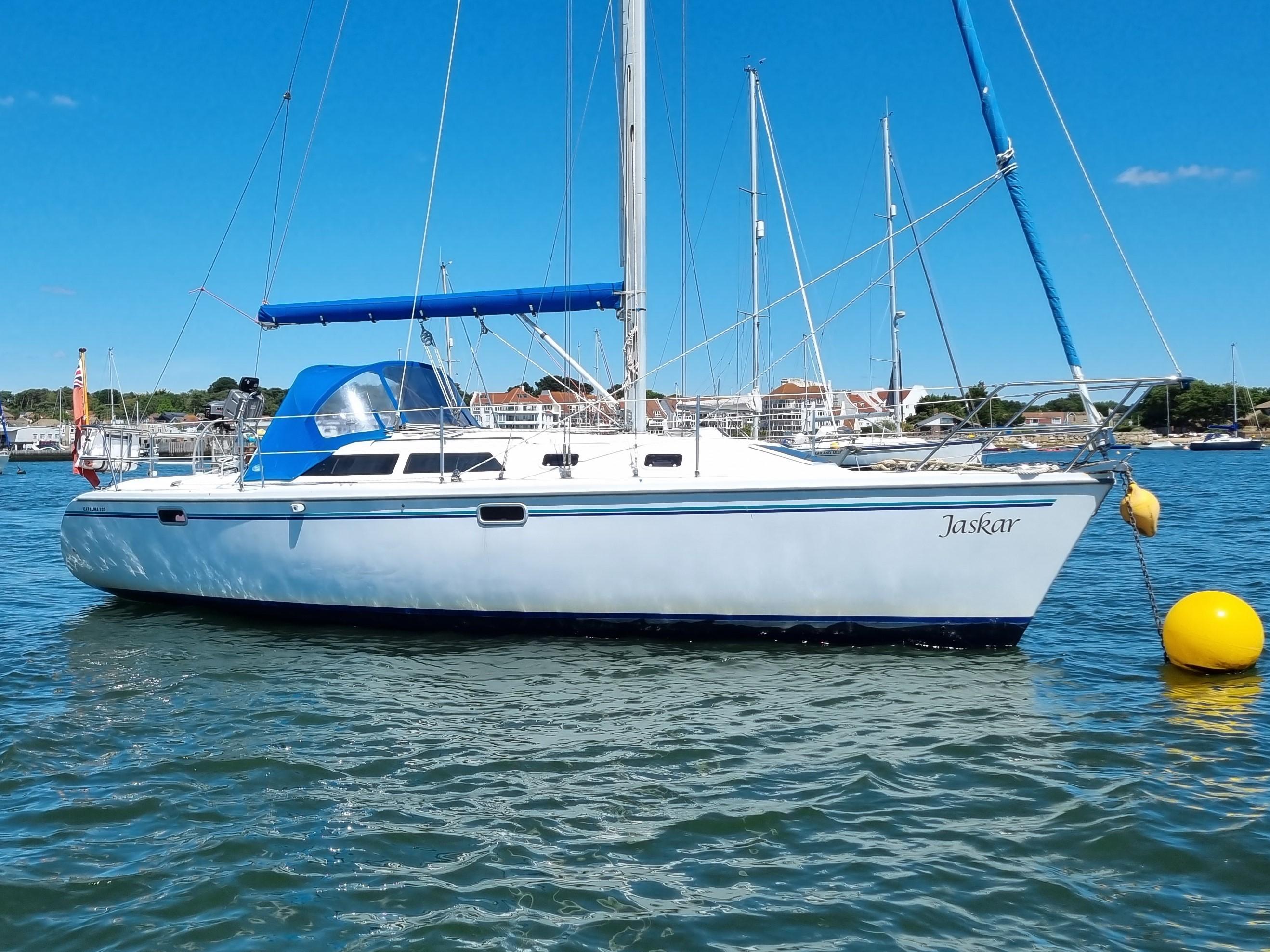 yachtworld catalina 320