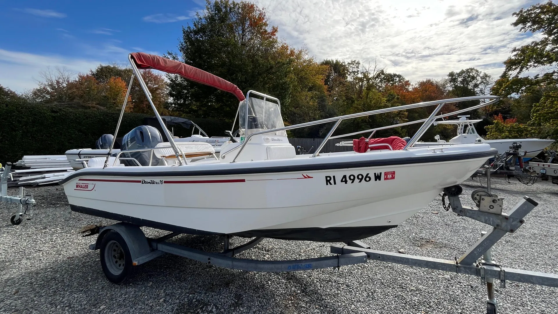 2001 Boston Whaler 16 Dauntless Photo