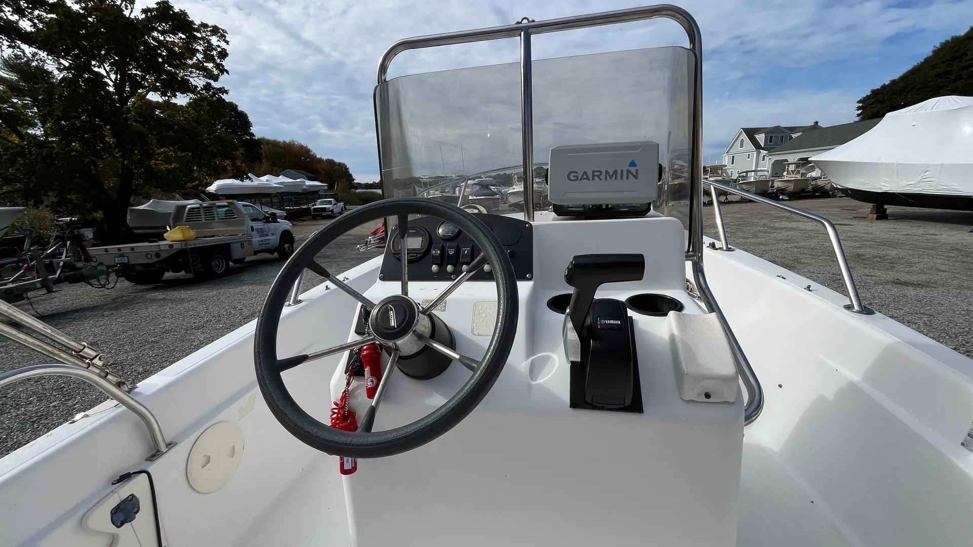 2001 Boston Whaler 16 Dauntless Photo
