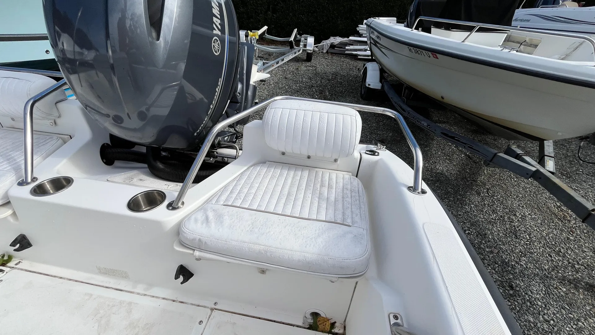 2001 Boston Whaler 16 Dauntless Photo