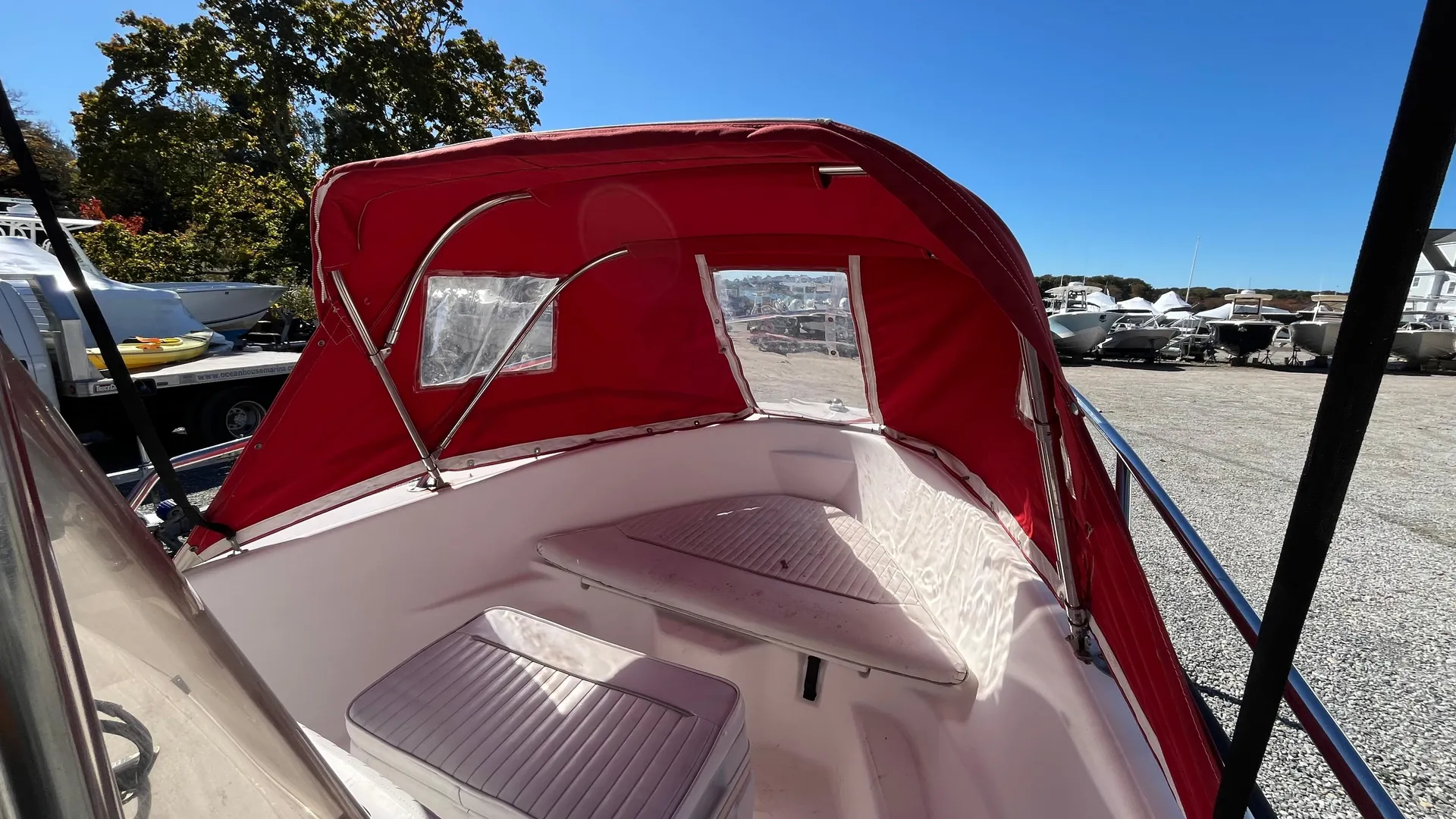 2001 Boston Whaler 16 Dauntless Photo