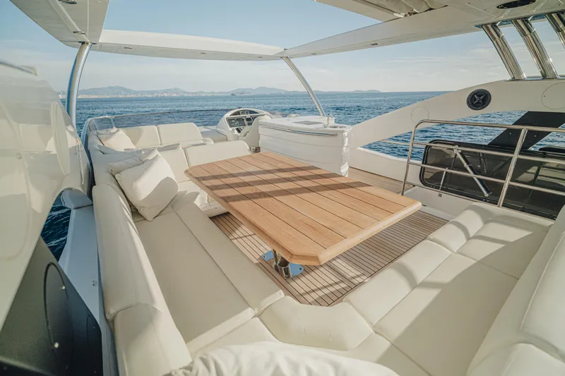 Sarahlisa Yacht Photos Pics SUNSEEKER 75 YACHT