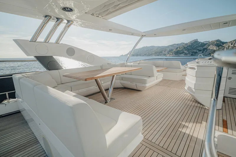 Sarahlisa Yacht Photos Pics SUNSEEKER 75 YACHT