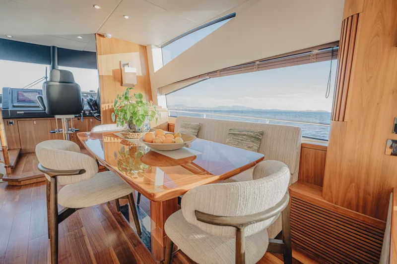 Sarahlisa Yacht Photos Pics SUNSEEKER 75 YACHT