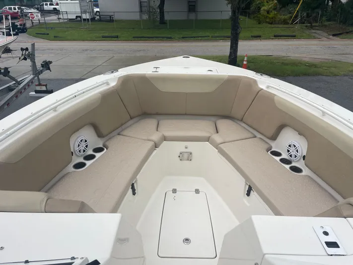  Yacht Photos Pics 2019 Sailfish 325 Dual Console boat with spacious seating and cup holders.