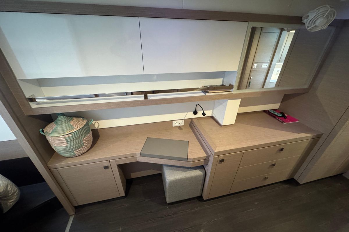 2021 Fountaine Pajot 46 