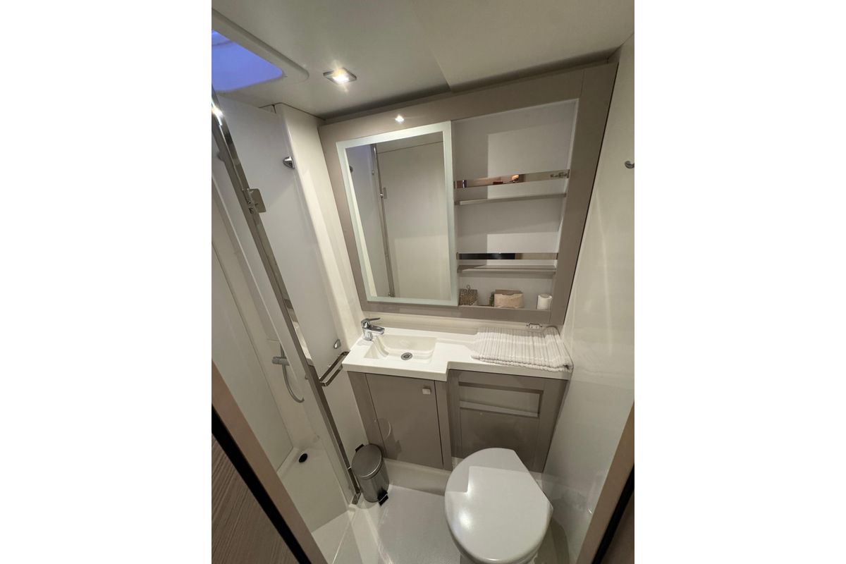 2021 Fountaine Pajot 46 