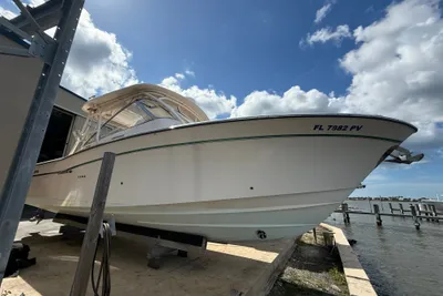 Grady-White Freedom 335
