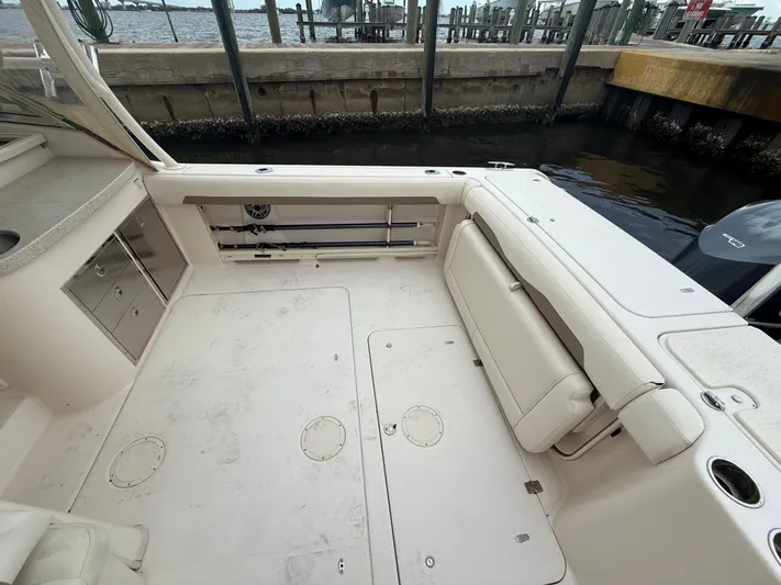  Yacht Photos Pics 2013 GRADY-WHITE 335 FREEDOM - Image 21