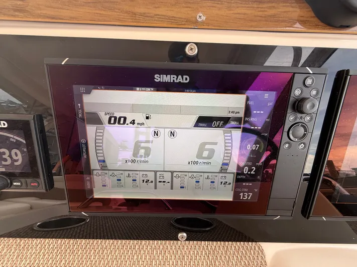  Yacht Photos Pics 2013 GRADY-WHITE 335 FREEDOM - Image 33