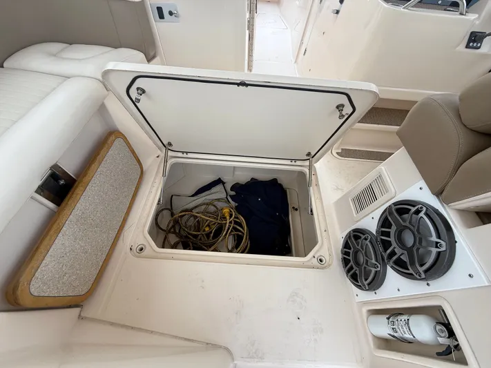  Yacht Photos Pics 2013 GRADY-WHITE 335 FREEDOM - Image 38