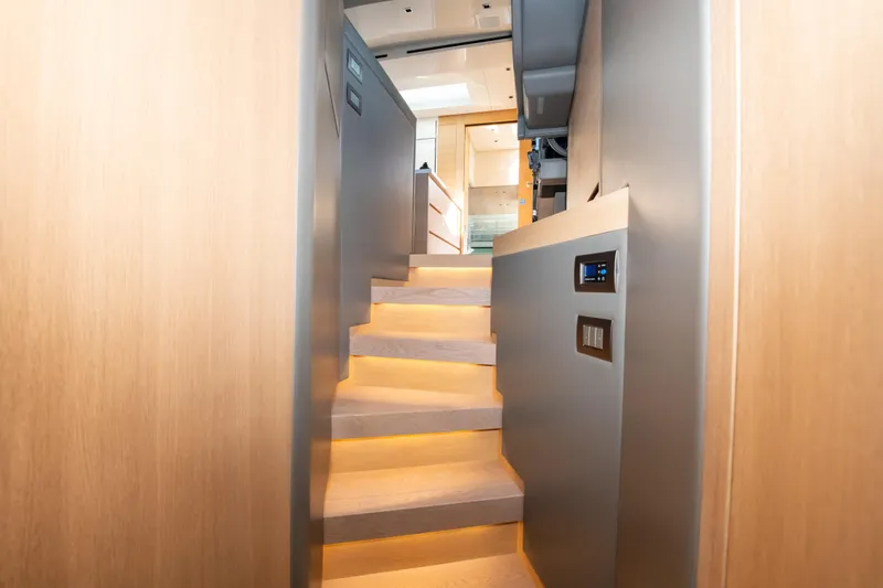 Seasun Yacht Photos Pics Staircase with ambient lighting inside 2016 Sanlorenzo SL86 yacht.