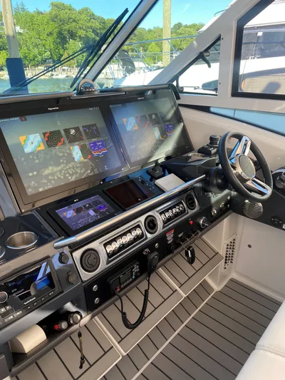 Formula 43 Yacht Photos Pics 