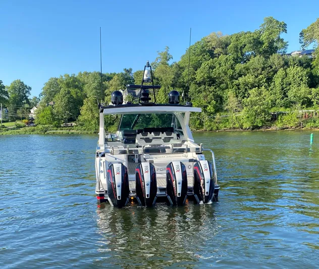 Formula 43 Yacht Photos Pics 