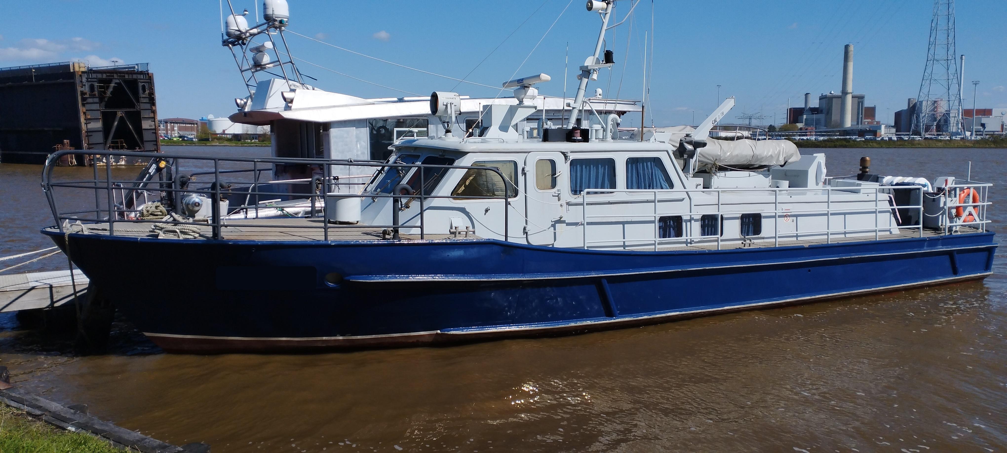 Custom ehem. Behördenboot Alu Kran | 1982 | 17m - Niedersachsen | Boatshop24