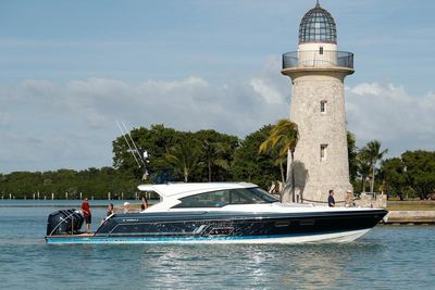 Yacht
