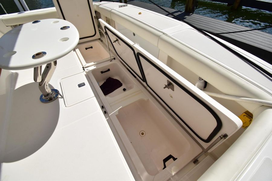 2015 Tiara Yachts 3900 Convertible