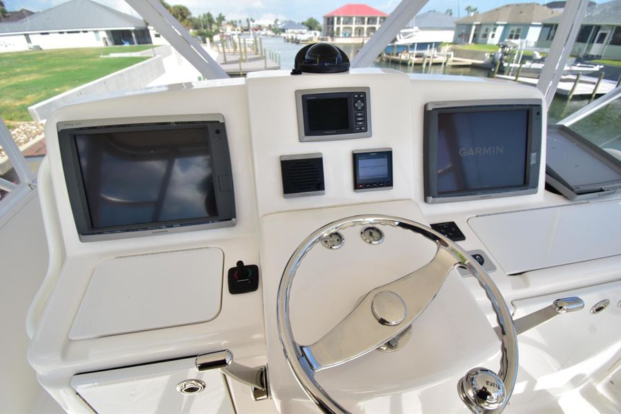 2015 Tiara Yachts 3900 Convertible