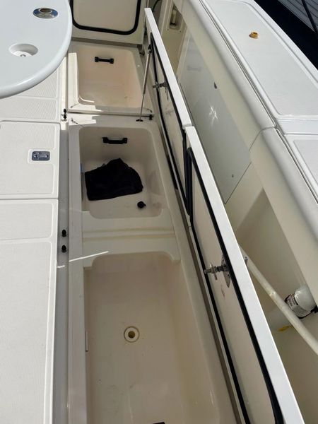 2015 Tiara Yachts 3900 Convertible