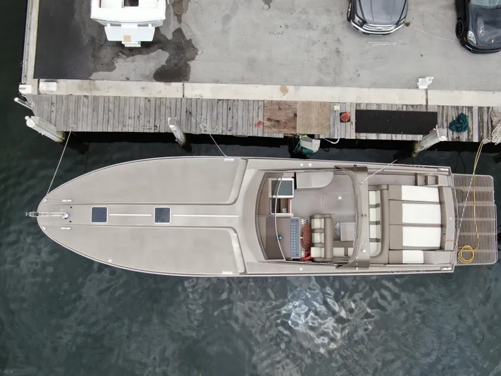 Jade Yacht Photos Pics 