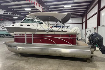 Bennington 20 SLX