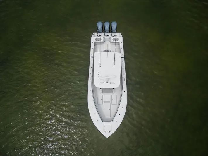 Triple C Yacht Photos Pics 2024 Sea Hunter - Exterior profile on the water