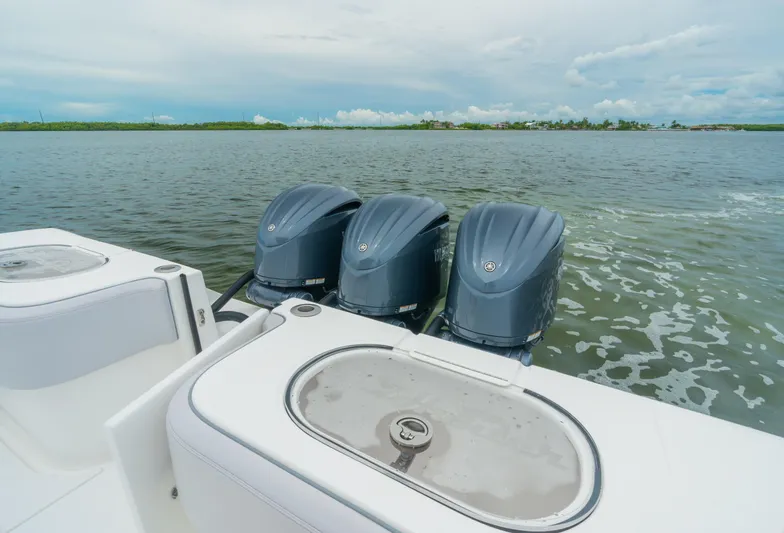 Triple C Yacht Photos Pics 2024 Sea Hunter - Engines