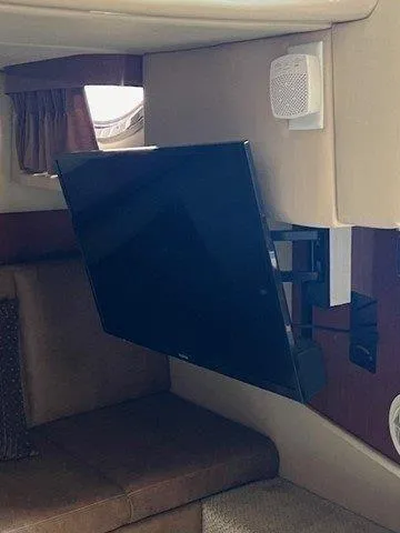  Yacht Photos Pics 2006 SEA RAY 38 SUNDANCER - Image 15