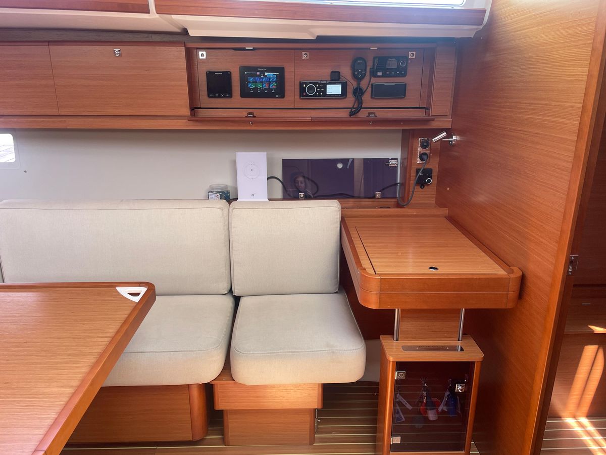 2018 Dufour 46 