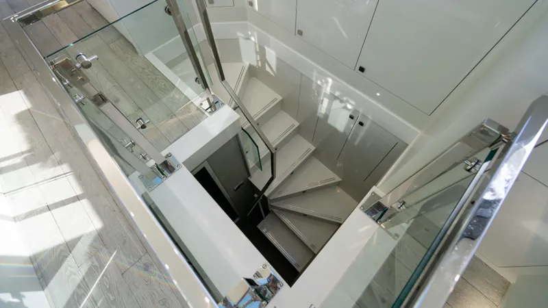 Imagine Yacht Photos Pics 