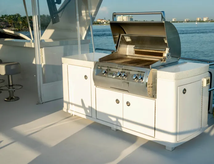 Imagine Yacht Photos Pics 