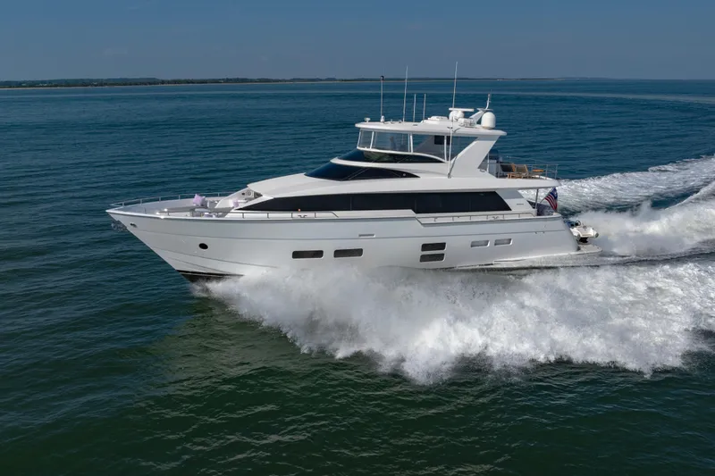 Imagine Yacht Photos Pics 