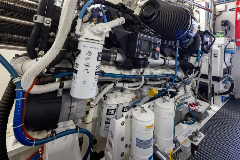 Imagine Yacht Photos Pics 