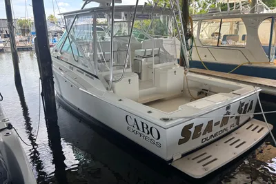 Cabo 31 Express