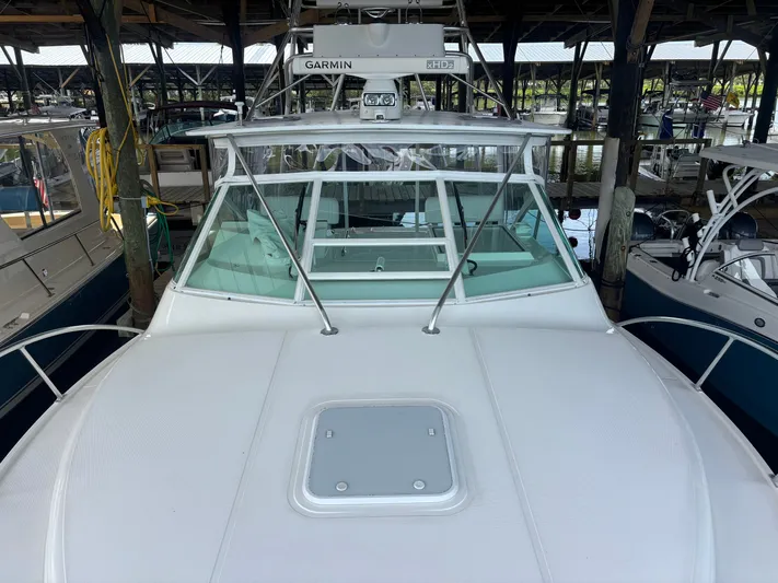  Yacht Photos Pics 1998 CABO 31 EXPRESS - Image 45