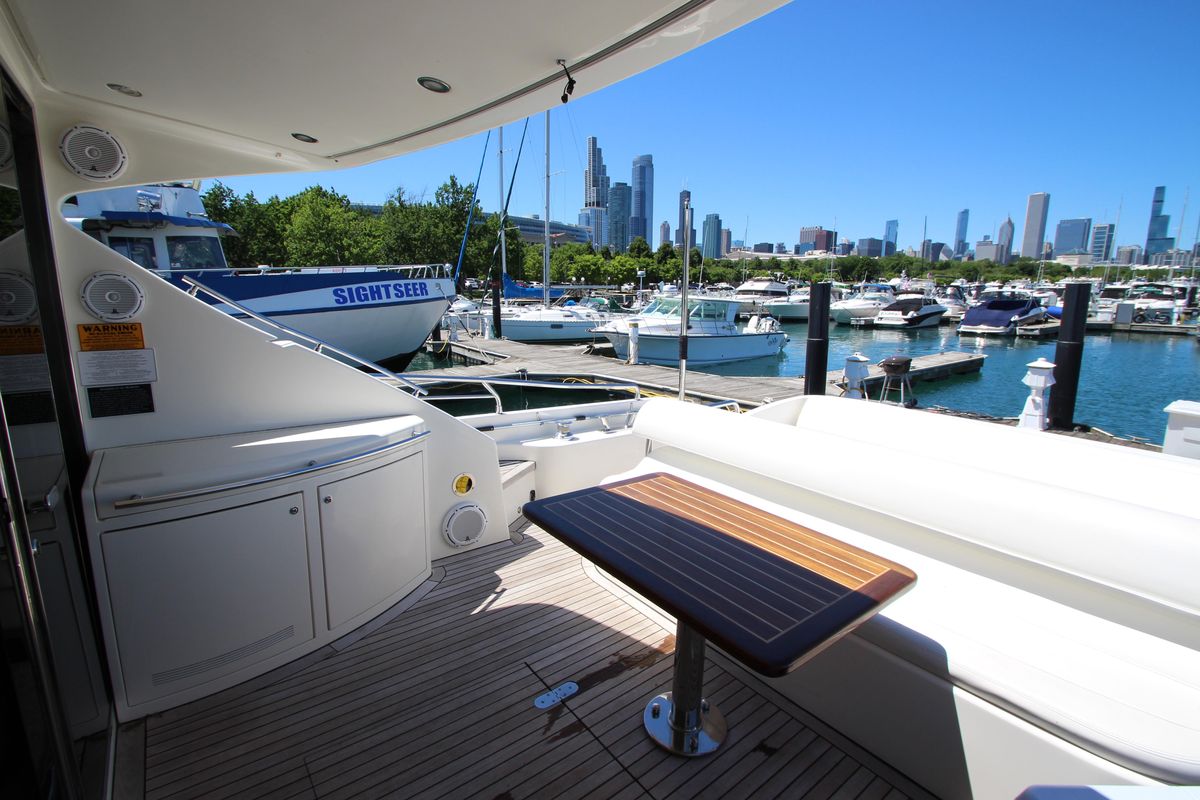 2007 Uniesse 70 