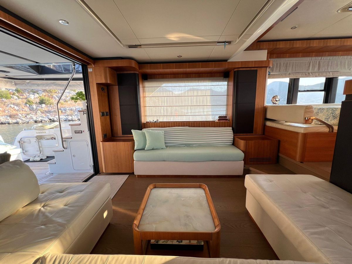 2018 Absolute 57 