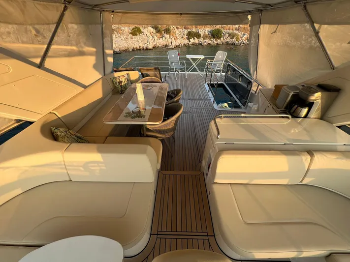  Yacht Photos Pics ABSOLUTE NAVETTA 58