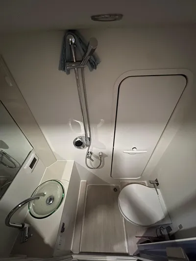  Yacht Photos Pics ABSOLUTE NAVETTA 58