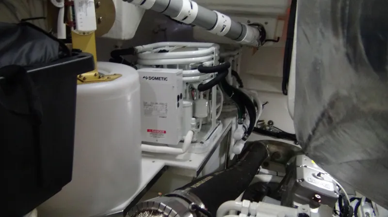 Chapter II Yacht Photos Pics 