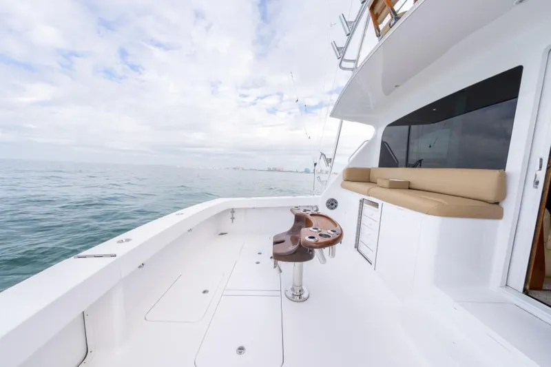 Big Sky Yacht Photos Pics 2003 Viking 45 Convertible Big Sky