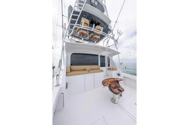 Big Sky Yacht Photos Pics 2003 Viking 45 Convertible Big Sky