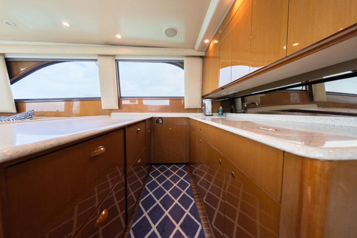 2003 Viking 45 