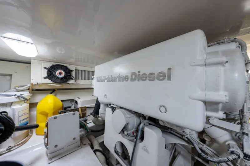 Big Sky Yacht Photos Pics 2003 Viking 45 Convertible Big Sky